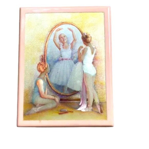 San Francisco Music Box, Swan Lake Ballet Ballerina Lacquer Musical Jewelry